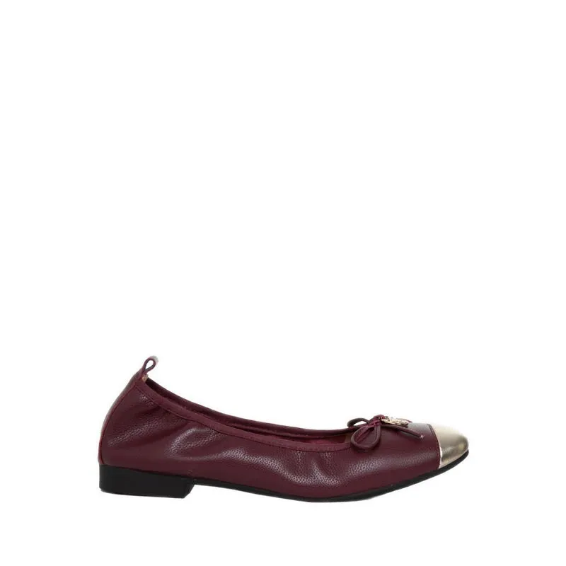 A3652-XM0 Flats - Burgundy