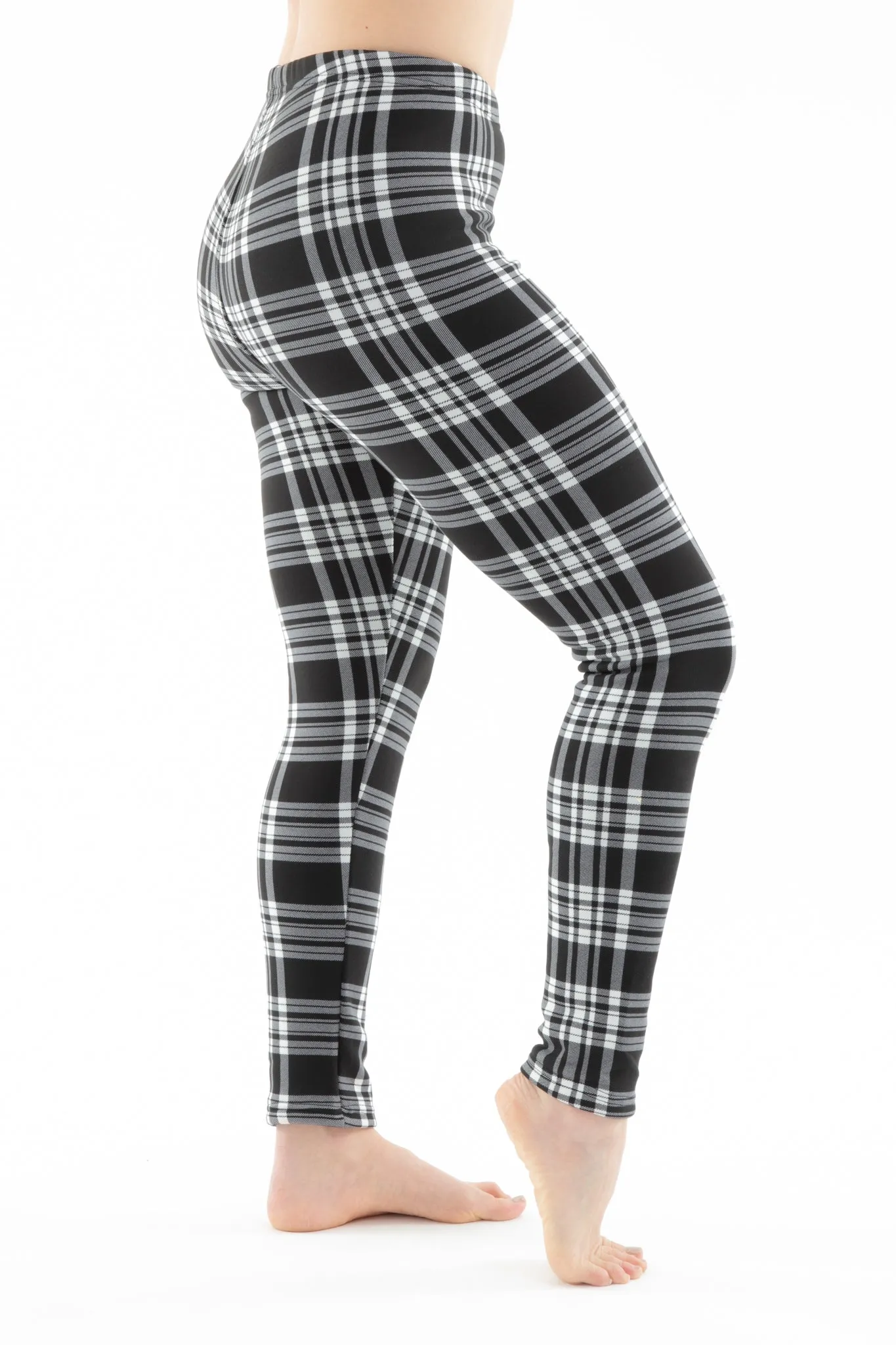 B&W Plaid - Cozy Lined