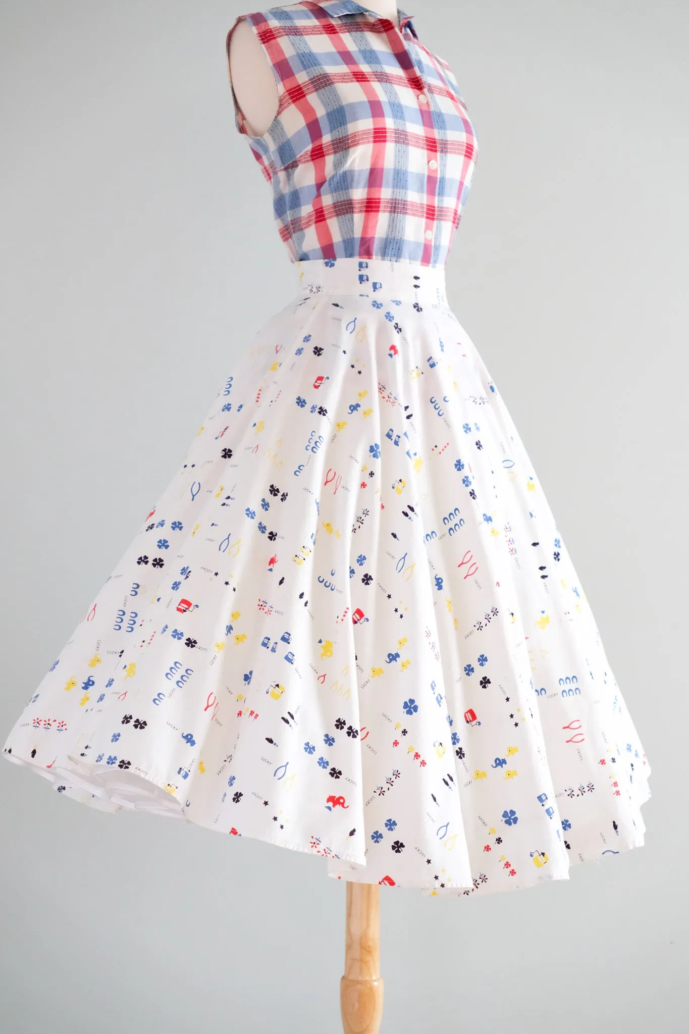 Charmed 1950's Novelty Print Cotton Circle Skirt / Sz XS