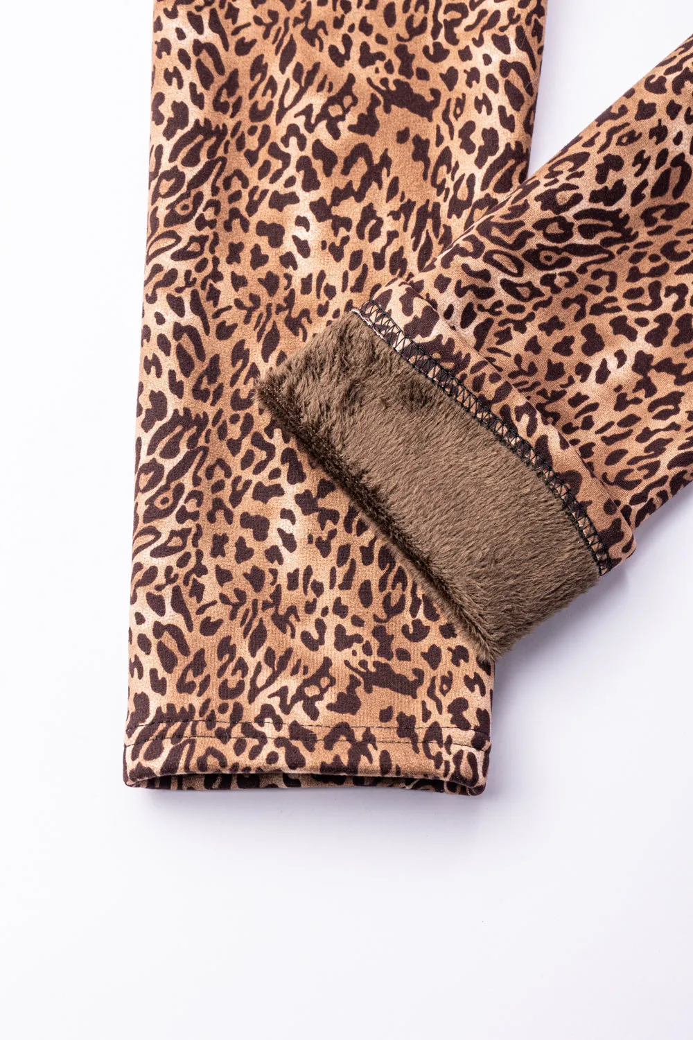 Chic Jaguar - Cozy Lined