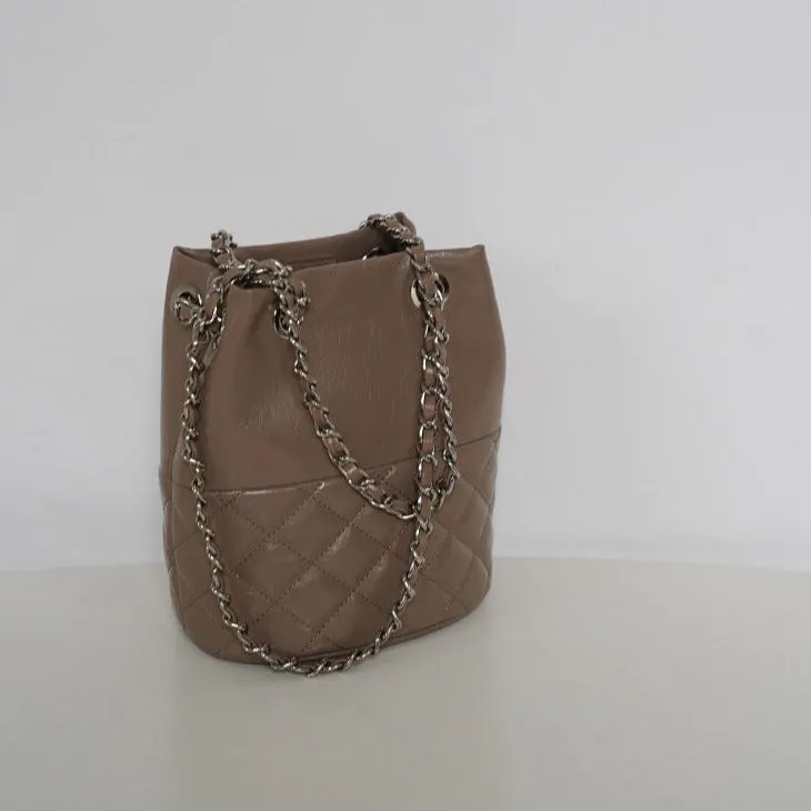 Elegant Calfskin Quilted Chain Bucket Bag | Fashion Quilted Shoulder & Crossbody Bag