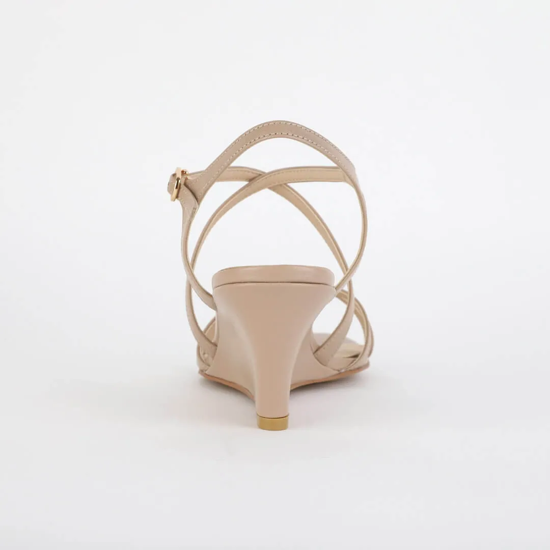 ESSIS - leather wedge