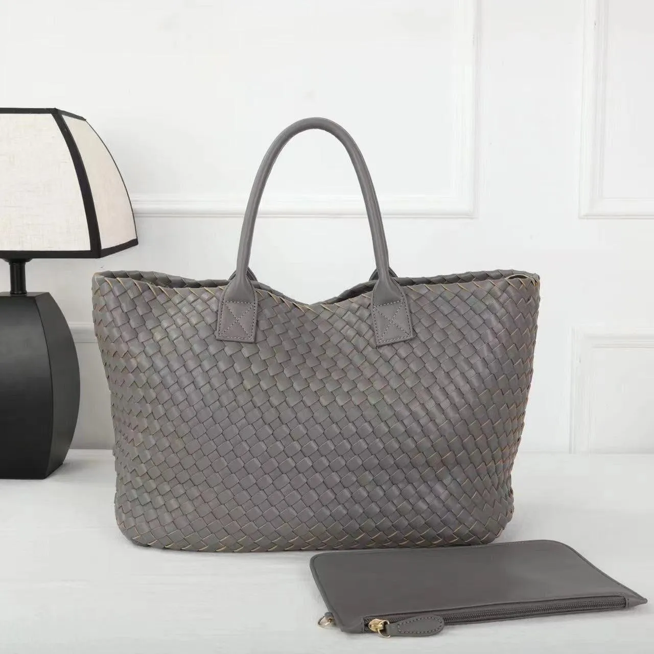 Large Handwoven Vegan Leather Tote/Weekend Bag in Onyx I Trendy Boutique Style ! Handmade Gift for Her