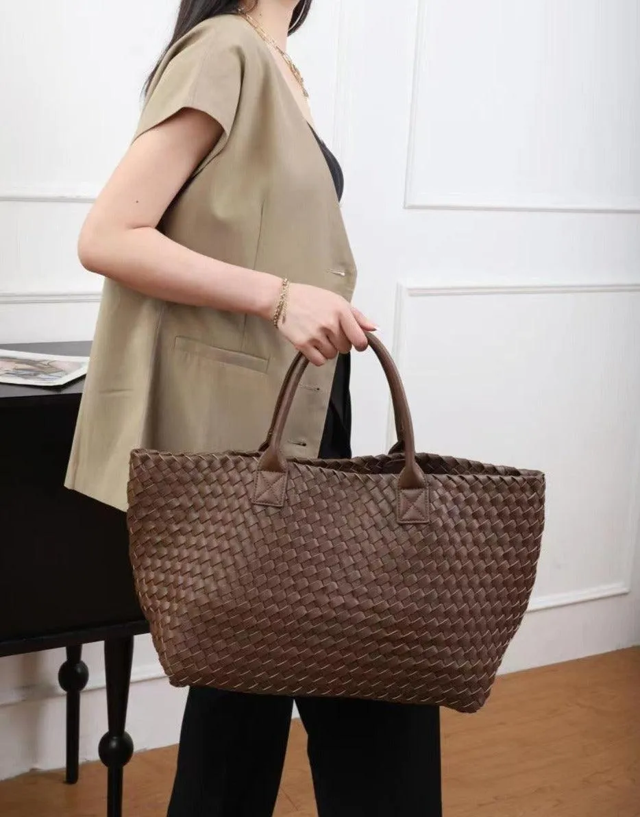 Large Handwoven Vegan Leather Tote/Weekend Bag in Onyx I Trendy Boutique Style ! Handmade Gift for Her