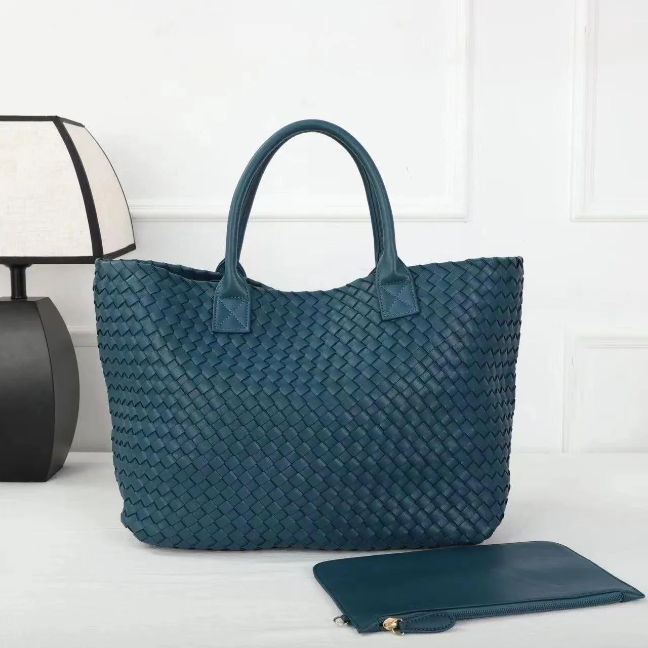 Large Handwoven Vegan Leather Tote/Weekend Bag in Onyx I Trendy Boutique Style ! Handmade Gift for Her