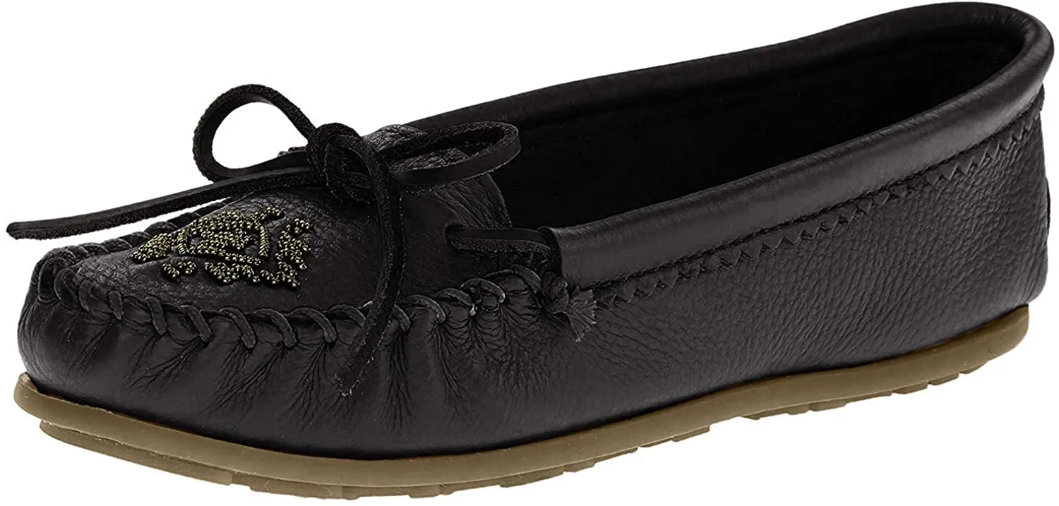 Minnetonka Women's Deerskin Beaded Moccasin