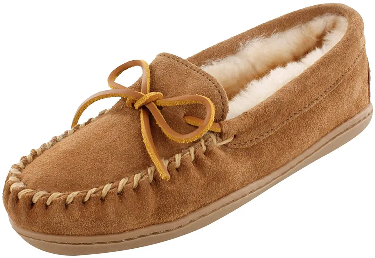 Minnetonka Women's Sheepskin Hardsole Moccasin Slipper