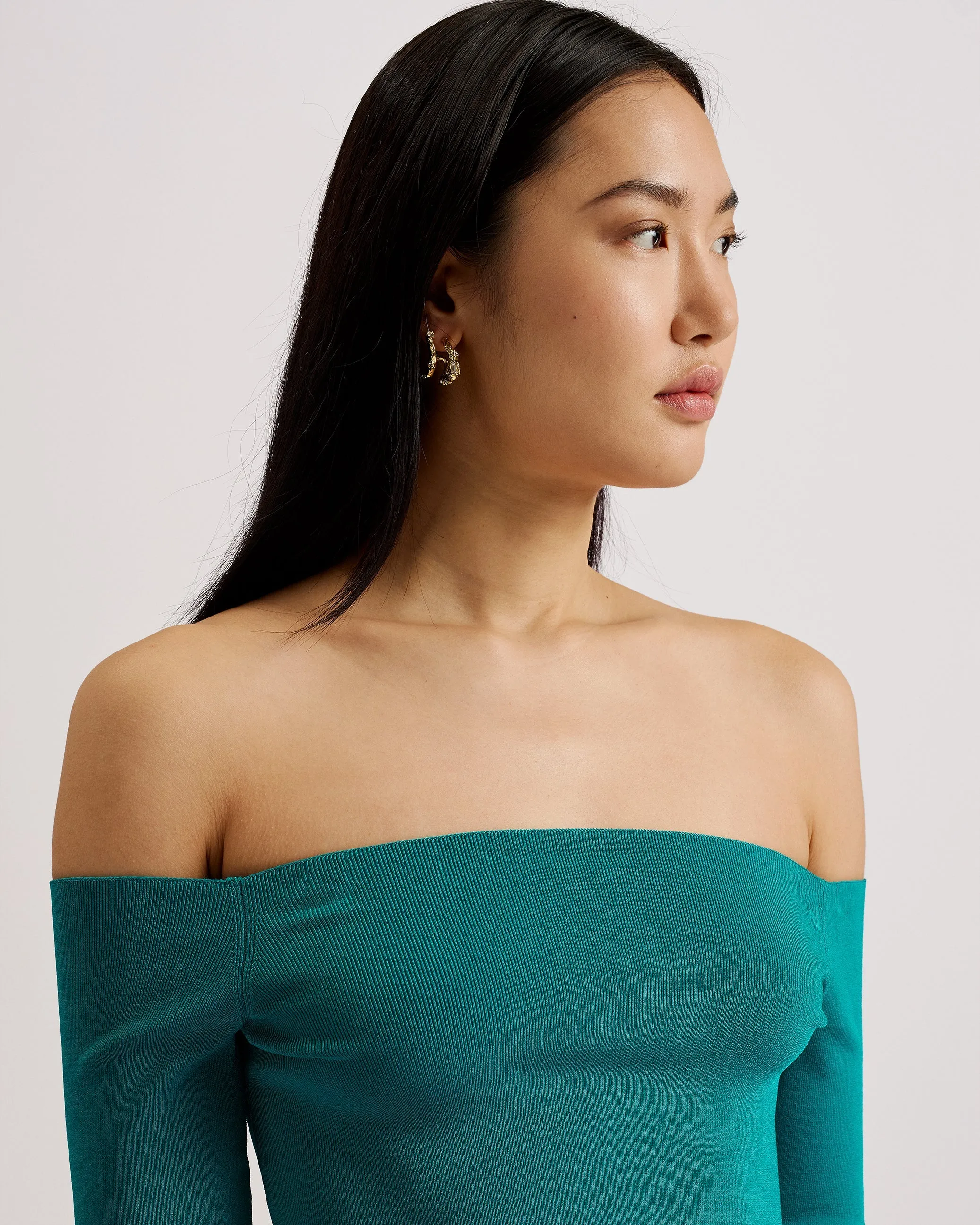 Ovvett Bodycon Bardot Dress Green