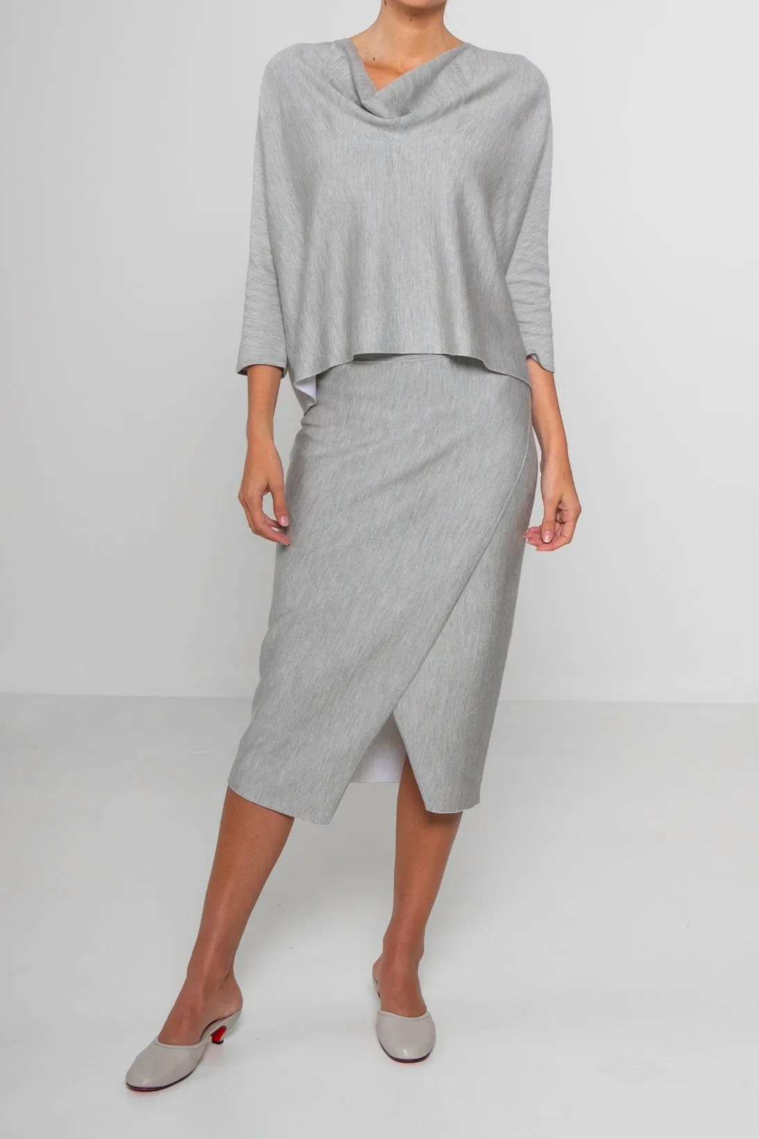 REVERSIBLE FRONT SLIT SKIRT