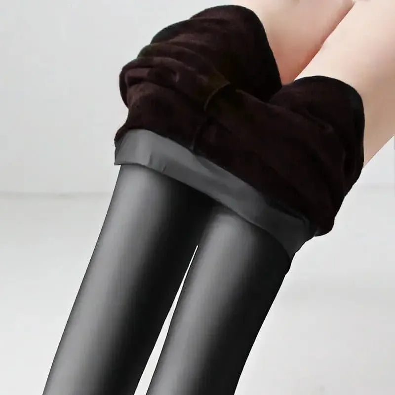 Velvet Lined Imitation Leather Leggings with High Waist - Cozy & Stylish - Size L to 6XL